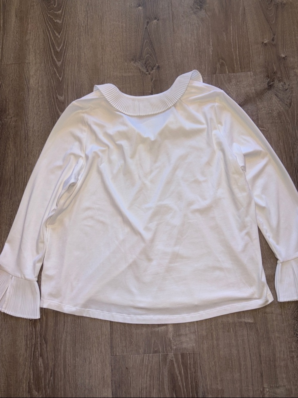 NIC+ZOE White Pleated Collar & Flared Cuff Long Sleeve Top - Picture 6 of 8